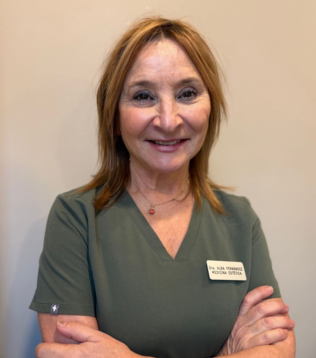 Dra. Alba Fernández, especialista en medicina estética en Clínica Jovellanos, Gijón